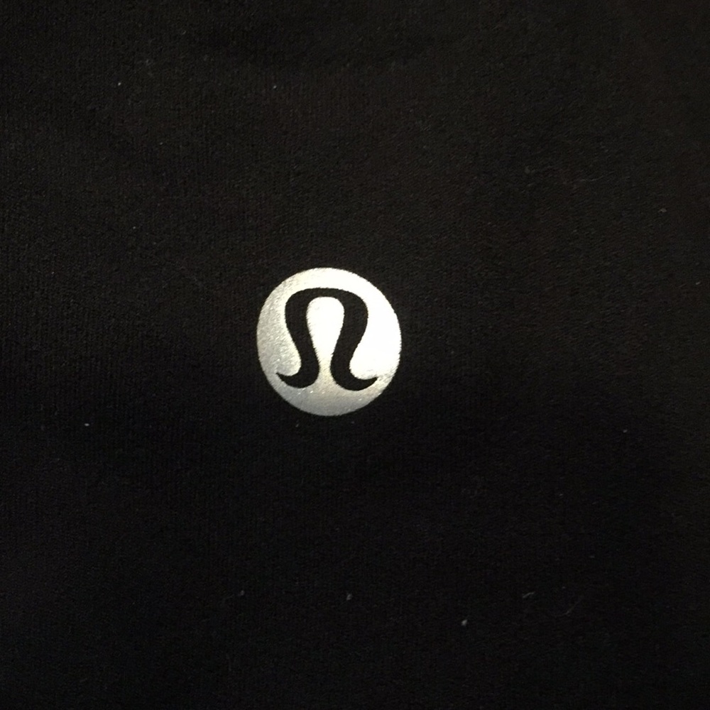 Lululemon - Picture 4 of 7